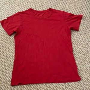 Brandy Melville short sleeve shirt